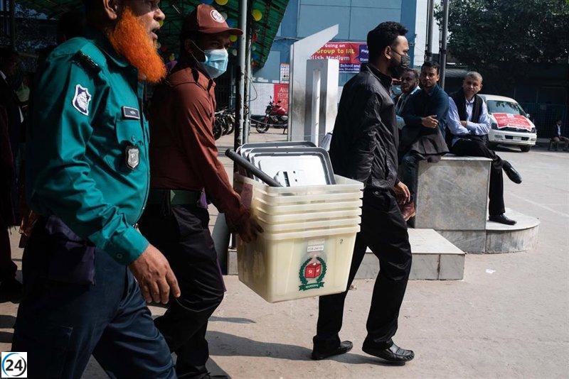 La Primera Ministra Hasina detecta una prometedora atmósfera en Bangladesh tras las elecciones bajo un boicot opositor.