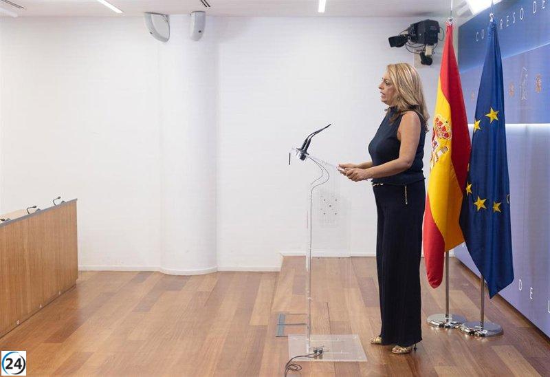 CC insta al Gobierno a responsabilizarse de los menores migrantes y cuestiona la legalidad del traslado a Cataluña.
