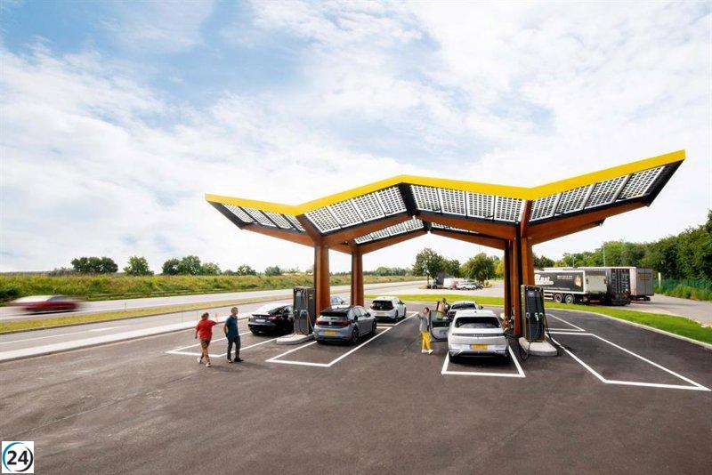 Fastned llega a España con la primera estación de carga ultrarrápida para autos eléctricos