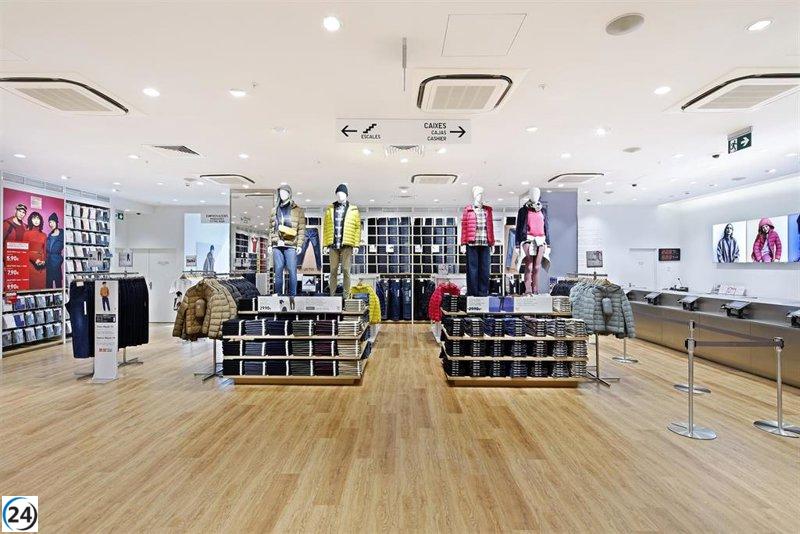 Uniqlo acusa a Shein de plagio de uno de sus bolsos, según informe oficial.
