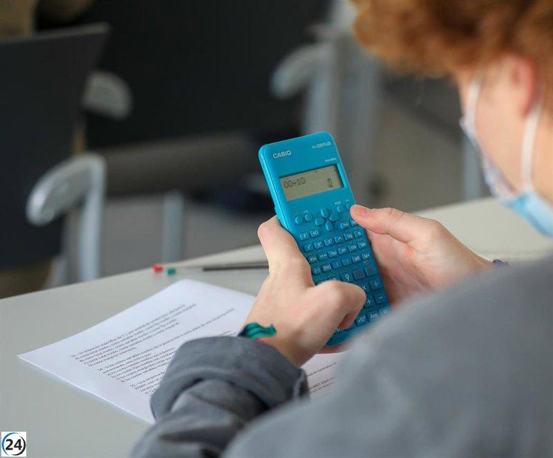 Padres de alumnos exigen un consenso ante el plan de refuerzo debido al fracaso de la LOMLOE.