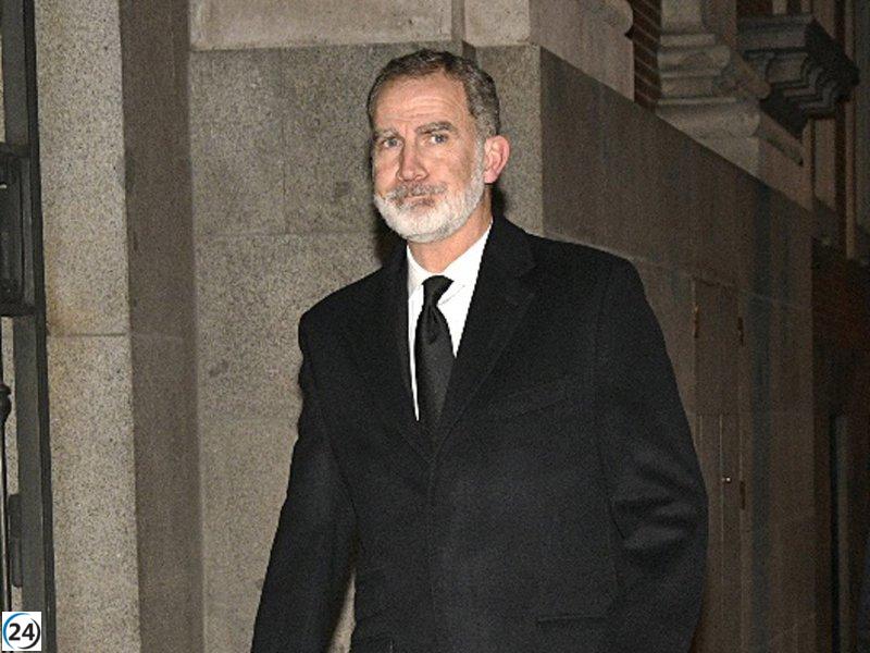 El Rey Felipe VI muestra su inesperado apoyo al asistir al funeral de César Alierta