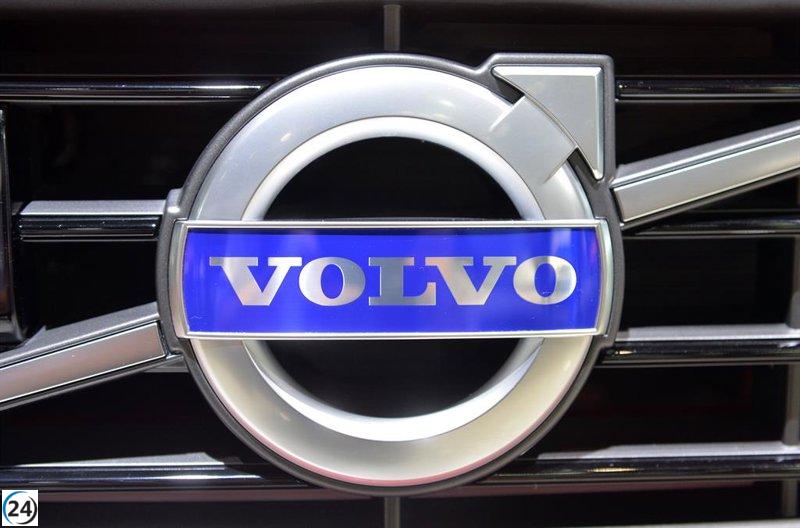 Volvo Group España crea Volvo Trucks España para su división de vehículos industriales.