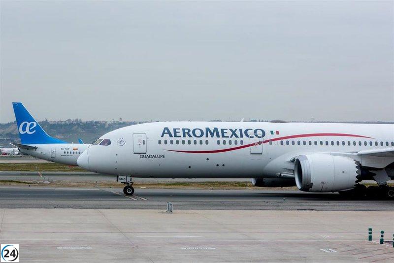 Aeromexico lidera puntualidad global en febrero, seguida por Iberia en tercer lugar.