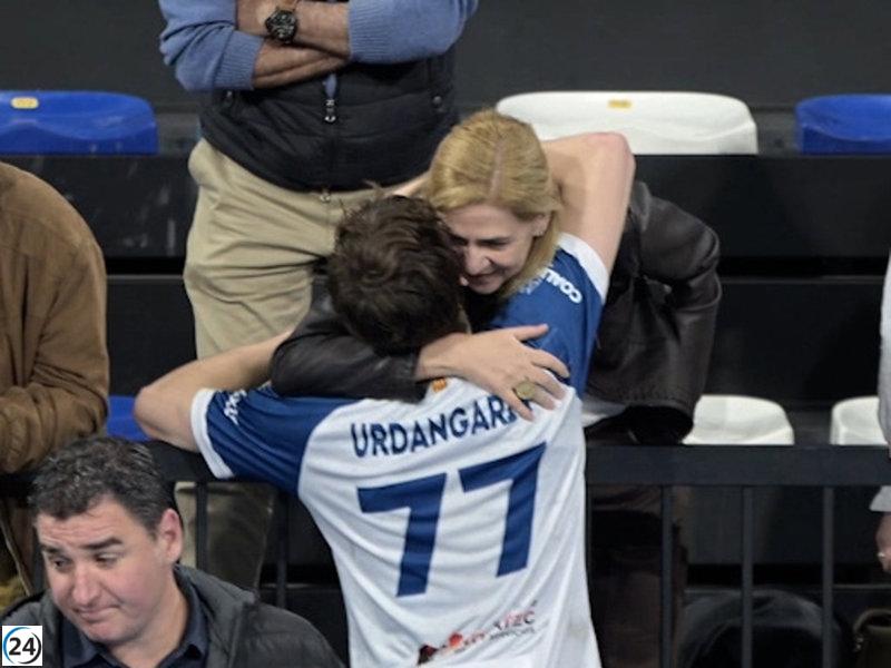 La infanta Cristina se convierte en un pilar de apoyo para Pablo Urdangarin tras el accidente de su hijo Miguel.