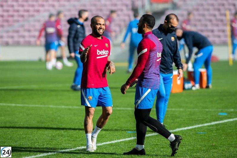 El abogado de Depay desmiente que el jugador del Atlético haya pagado la fianza de Alves