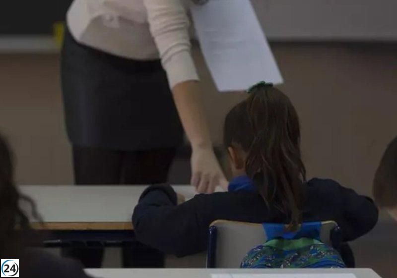 Cermi propone reservar el 10% de plazas para docentes con discapacidad en concursos de traslado.