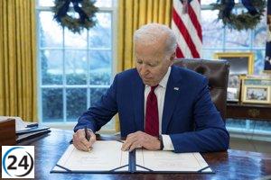Biden firma ley para prohibir importación de uranio ruso
