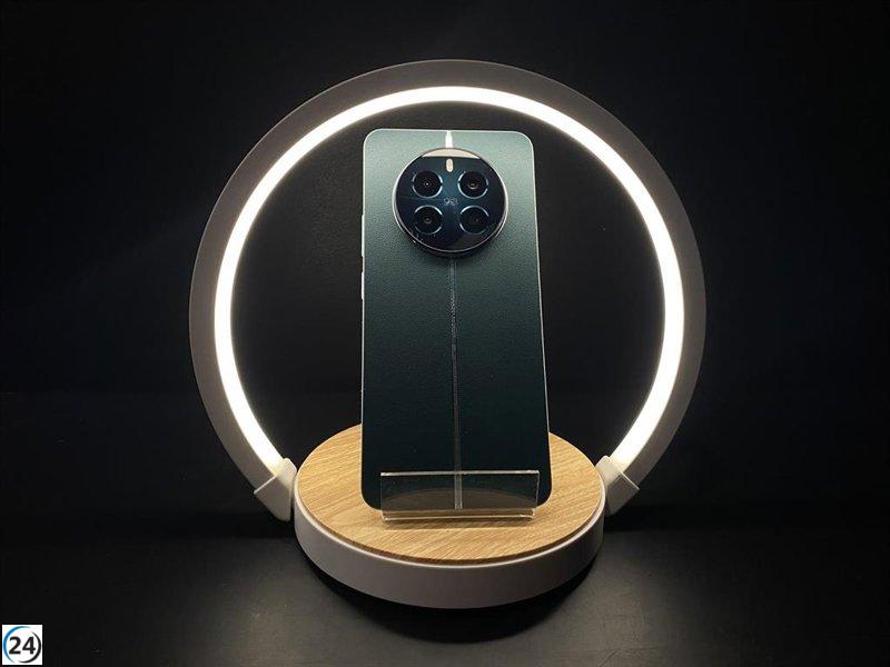El realme 12+ deslumbra en su llegada a España: diseño premium inspirado en relojes de lujo, potente procesador Dimensity 7050 y carga ultrarrápida de 67W.