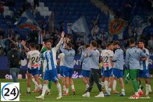 Dos victorias polémicas en la jornada: Espanyol vence al Oviedo con ayuda del VAR y Albacete se salva a costa del Villarreal B.