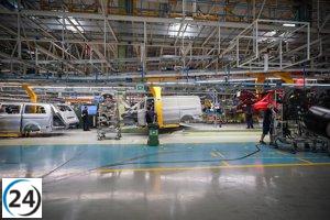 Mercedes Benz Vitoria parará su producción durante siete días más en verano.