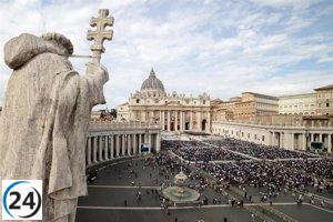 Los Museos Vaticanos mostrarán las túnicas de San Pedro y San Juan en una misma exhibición.