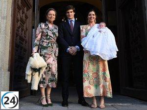 Matilde Solís celebra el bautizo de su nieto Carlos: