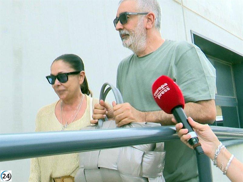 Éxito de Isabel Pantoja en Zaragoza: ignora críticas por la llegada de Roxana Luque.