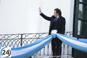 Renuncia del jefe de gabinete argentino por desacuerdo ideológico.