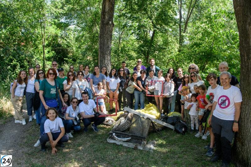 Más de 15 mil voluntarios limpian casi mil espacios naturales en España con ayuda de SEO/BirdLife y Ecoembes