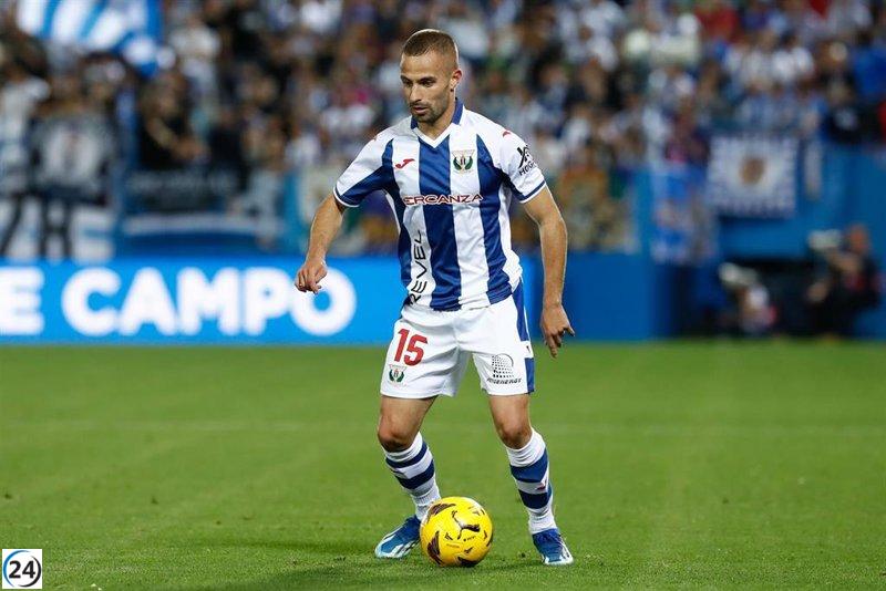 Eibar espera que Leganés tropiece y Sporting se centra en La Cerámica