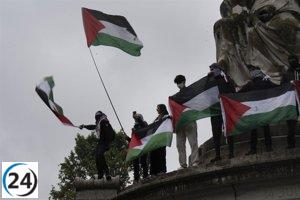 Izquierda parlamentaria en Francia muestra solidaridad con Palestina vistiendo sus colores en el Parlamento.