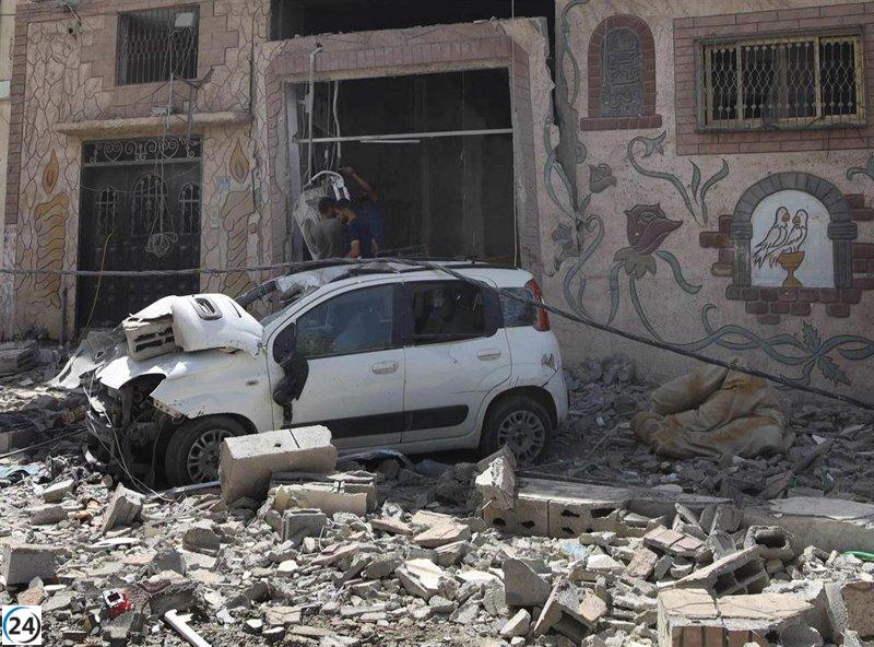 Israel utiliza vehículos humanitarios para fines militares, denuncia la Media Luna Roja.