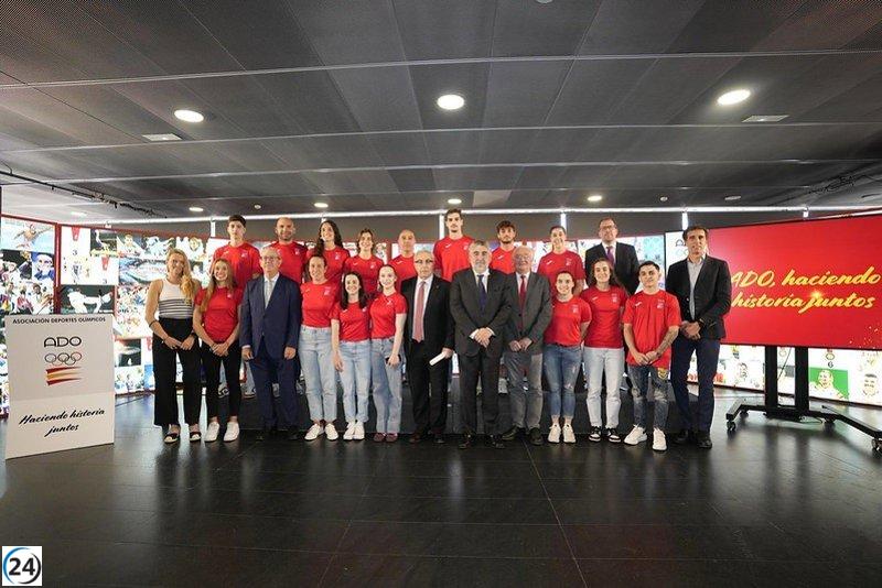 Alejandro Blanco elogia al ADO por impulsar el deporte español al nivel más alto del mundo.