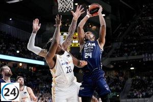 UCAM Murcia se mantiene firme en la lucha.