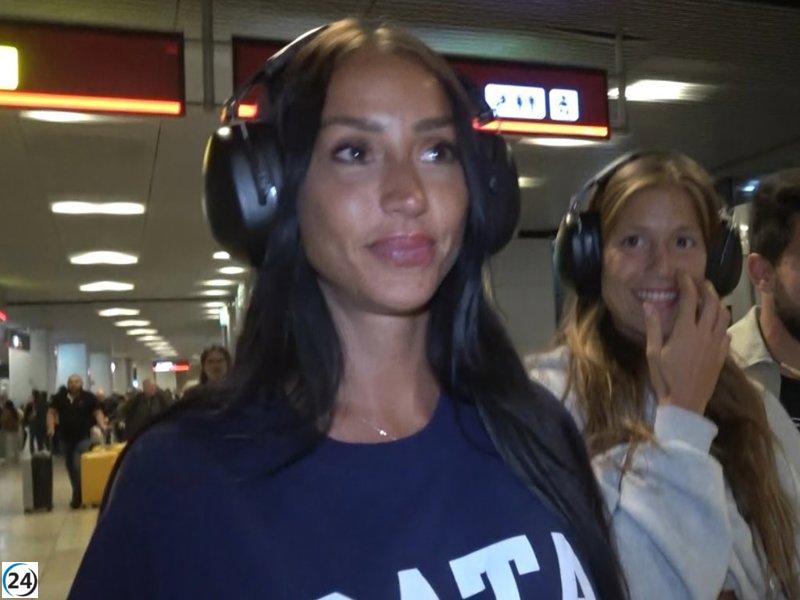 Aurah y Miri celebran su regreso a España tras ser eliminadas de 'Supervivientes' con alegría y sonrisas.