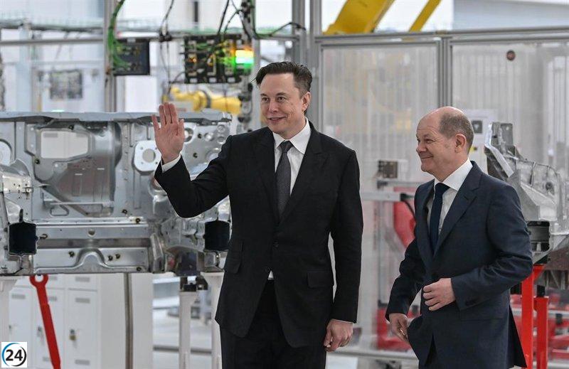 La junta de Tesla abordará el sueldo de Elon Musk y el traslado de sede a Texas este jueves.