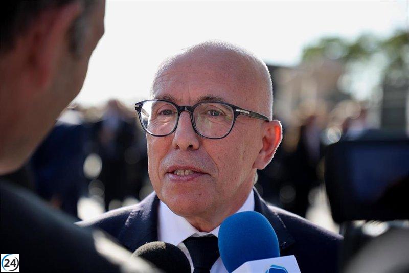 Ciotti desafía el cese de la ejecutiva de Los Republicanos y se aferra a su puesto de presidente.