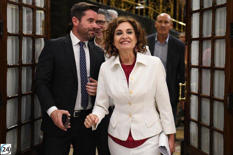 Montero inicia los Presupuestos de 2025 con la orden ministerial de Hacienda.