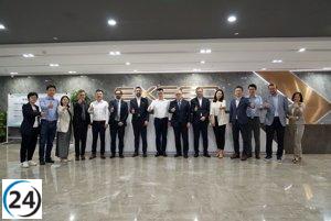 Representantes del Gobierno catalán se encuentran con Grupo Chery en Shanghai, China.