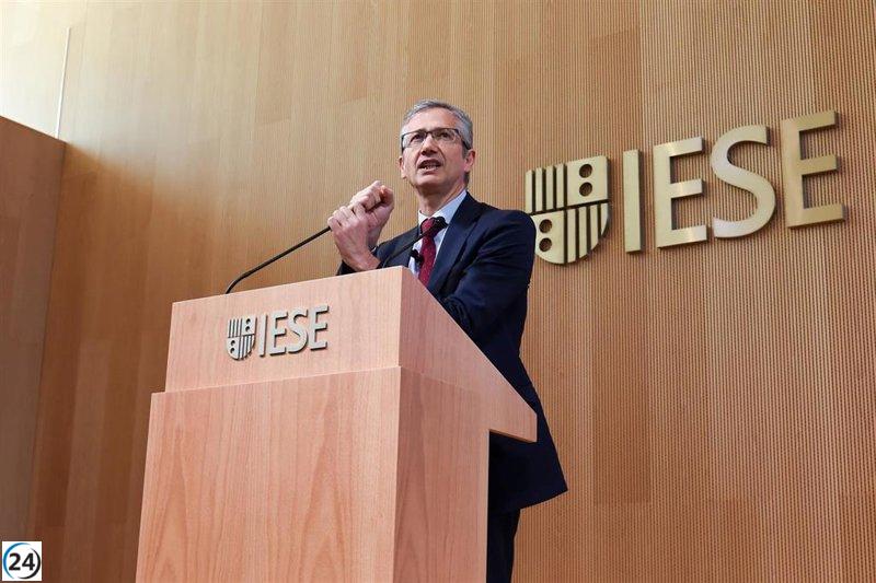 El economista Pablo Hernández de Cos se une al IESE como profesor