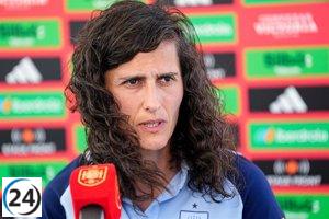 Montse Tomé muestra decepción por el resultado del partido.