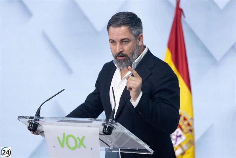 Abascal condiciona apoyo del PP a un plan de deportaciones de inmigrantes ilegales.