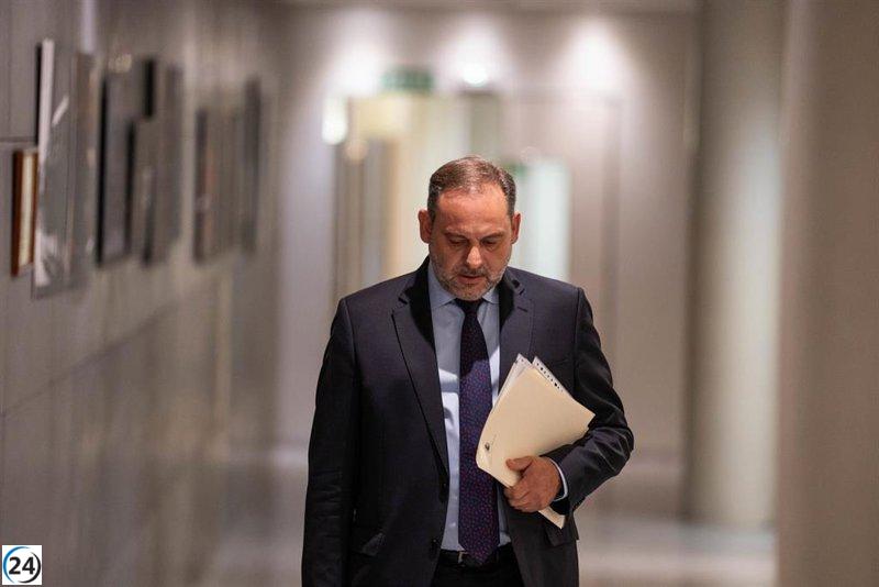 Ábalos exige a Ferraz su reinstalación debido a la paralización y caducidad de su expediente.