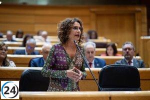 Montero confirma que el Gobierno seguirá adelante con los Presupuestos a pesar del retraso en la senda de déficit