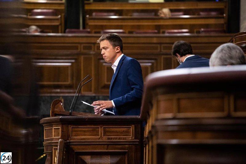 El juez del caso mascarillas investiga la denuncia de Elisa Mouliáa contra Errejón.