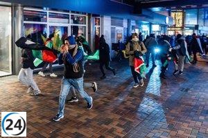 Cientos arrestados en Ámsterdam tras intensas protestas por Palestina.