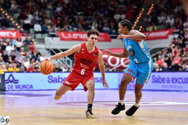 La Laguna Tenerife y UCAM Murcia se consolidan en puestos de playoff.