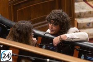 Afiliados del PSOE critican a Mazón y cuestionan al Gobierno por la ausencia de Ribera en Europa.