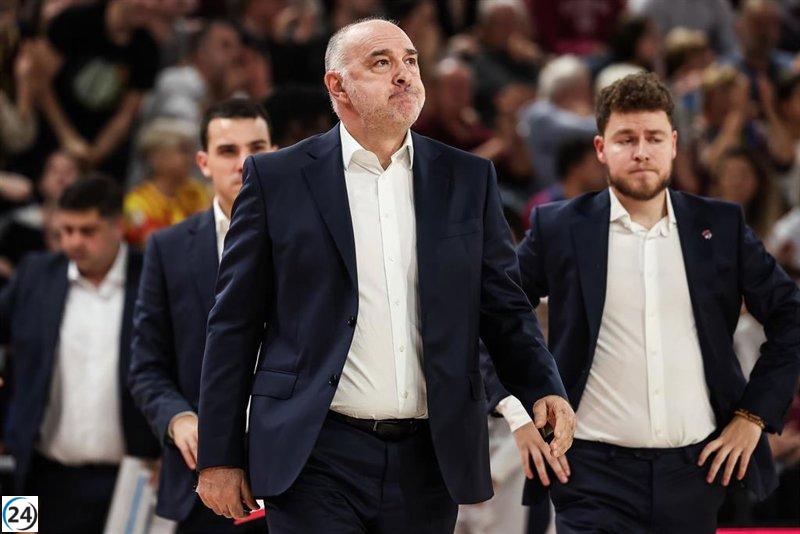 El Baskonia continúa su descenso en El Pireo.