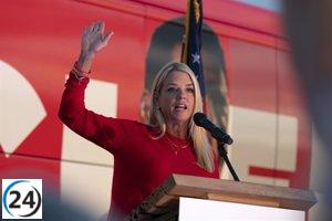 Trump elige a Pam Bondi como candidata a fiscal general tras la salida de Matt Gaetz.