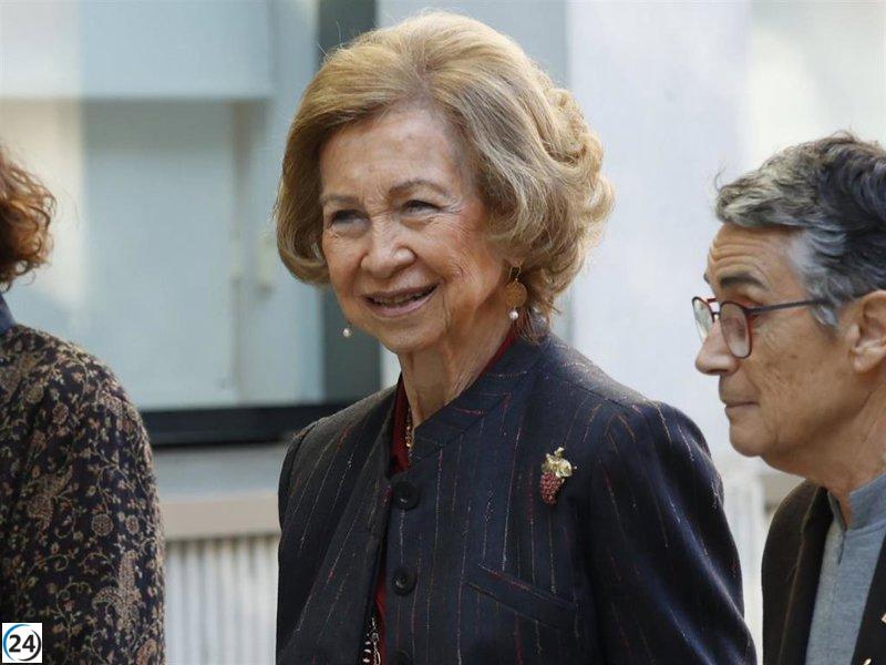 La Reina Sofía resplandece con un vestido perfecto para mujeres mayores de 60.
