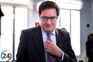 Óscar López pospone su opinión sobre el PSOE-M y minimiza la controversia de Lobato en Moncloa.