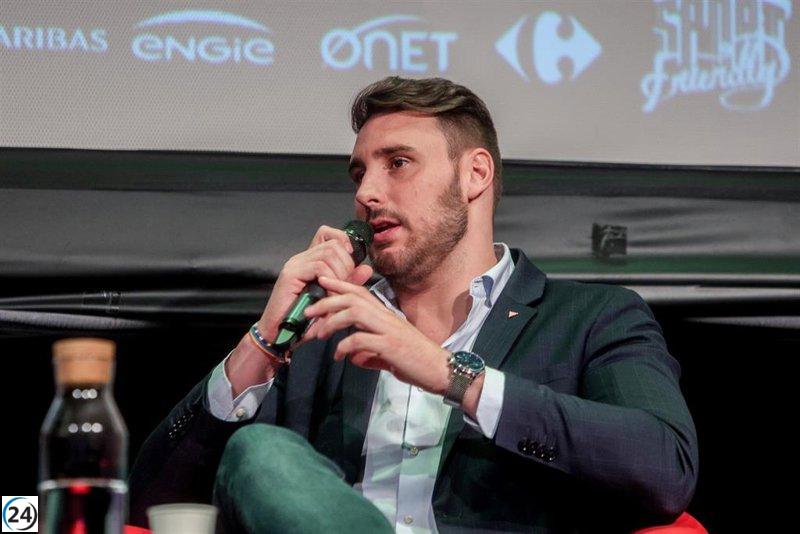 Gutiérrez: El PSOE se compromete a defender al colectivo LGTBI, más allá de las votaciones.