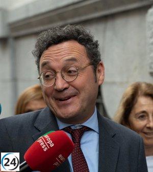 El fiscal general del Estado minimiza preocupaciones sobre la investigación por revelación de secretos.