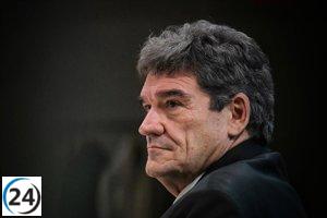 El PSOE impulsa una ley para proteger las decisiones del Banco de España de revisiones gubernamentales.