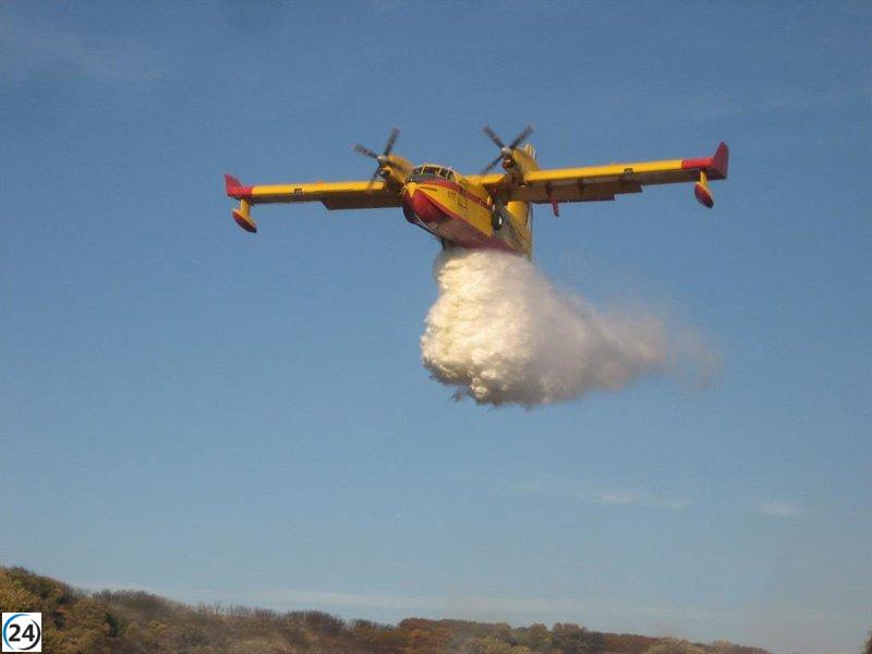 El Gobierno destina 188 millones de euros para fortalecer el apoyo en la lucha contra incendios forestales.