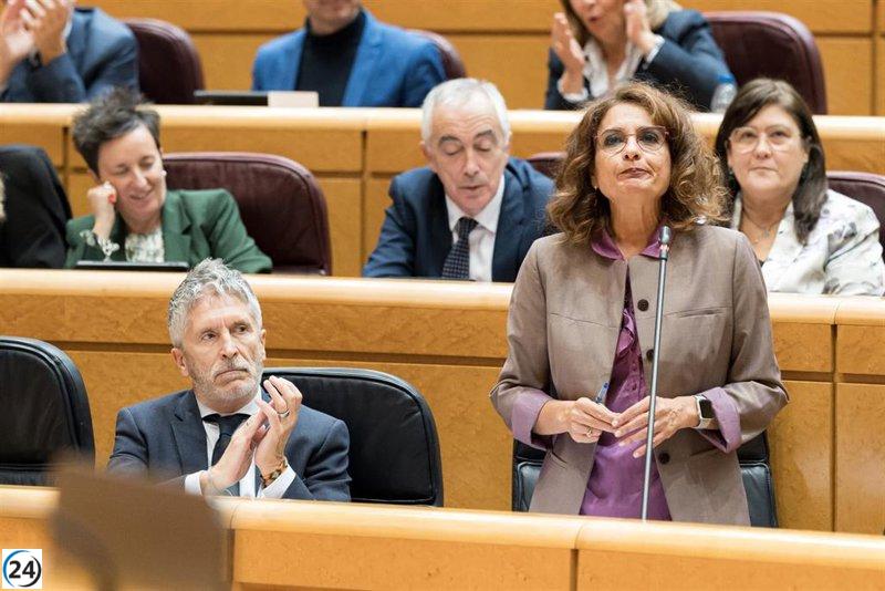 El PP critica el “año vergonzoso” del Gobierno, mientras Montero los tacha de seguir una “estrategia destructiva”.