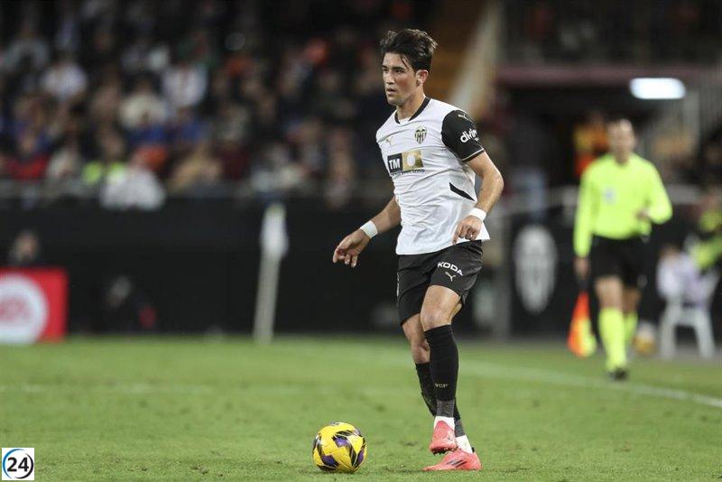 El Villarreal aspira a consolidarse en Europa mientras el Valencia lucha por no ceder ante un competidor clave.