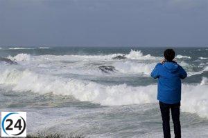 Ascensos térmicos en Galicia con lluvias y olas, mientras Canarias enfrenta calima y viento.